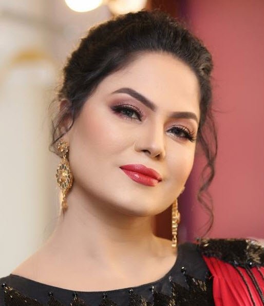 Veena Malik - Vushii.com